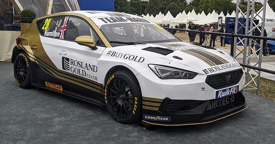 Cupra León (BTCC)